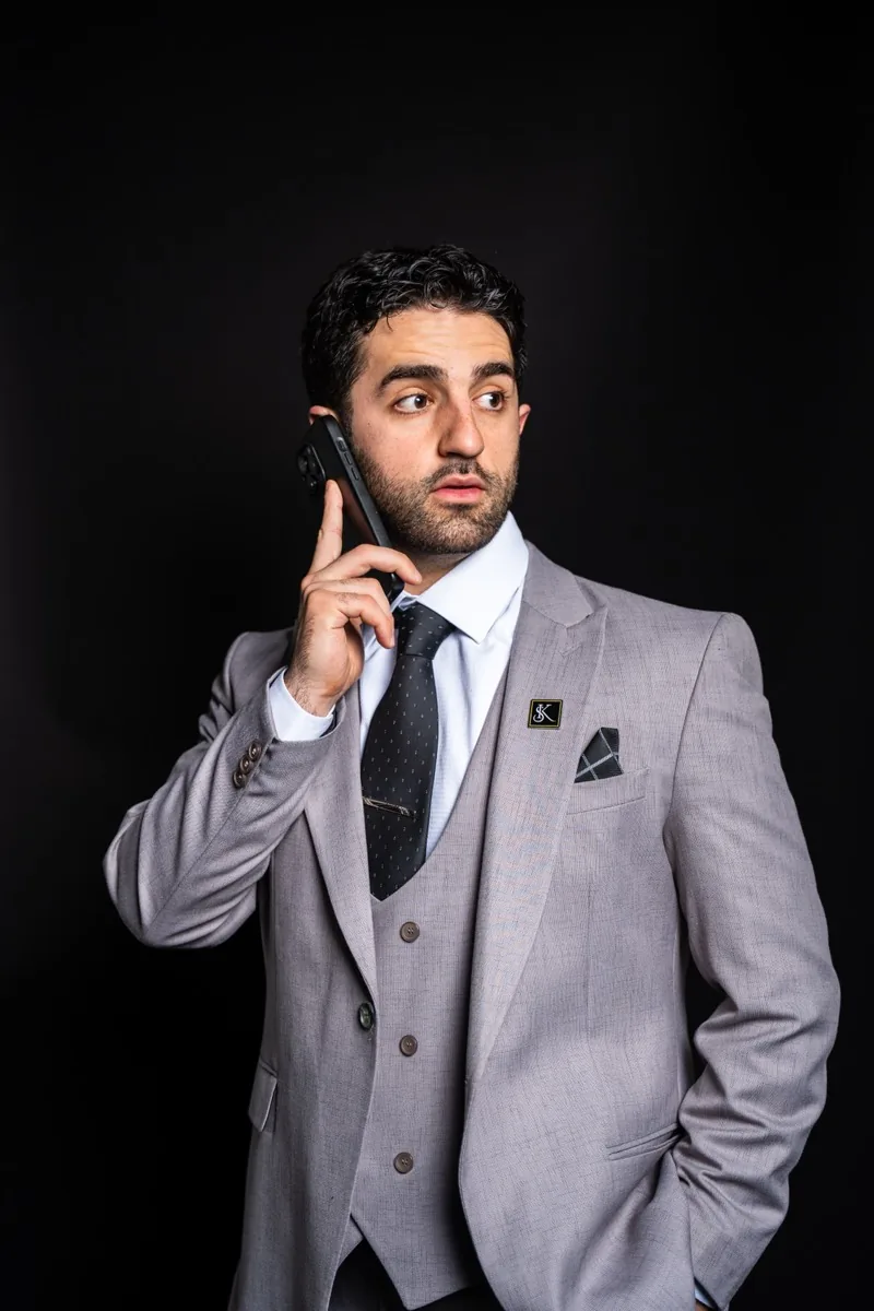 Photo professionnelle LinkedIn réalisée au studio Orko Media à Montréal
