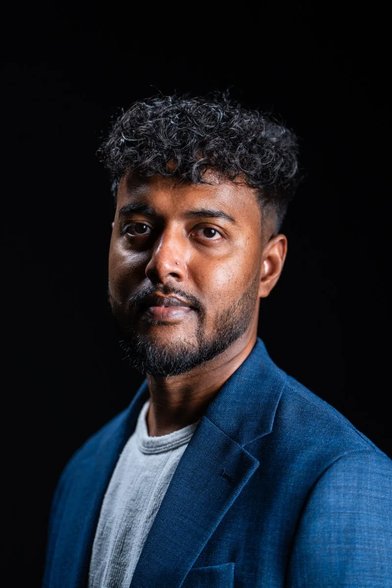 Portrait d'entreprise avec éclairage professionnel, studio Orko Media Montréal